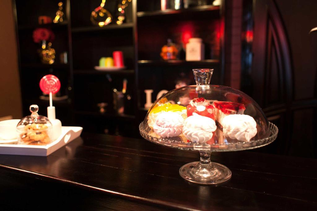 Shadow Boutique Hotel & Spa Chisinau Luaran gambar