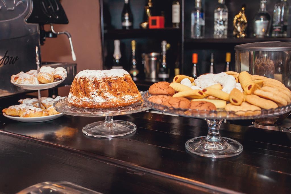 Shadow Boutique Hotel & Spa Chisinau Luaran gambar