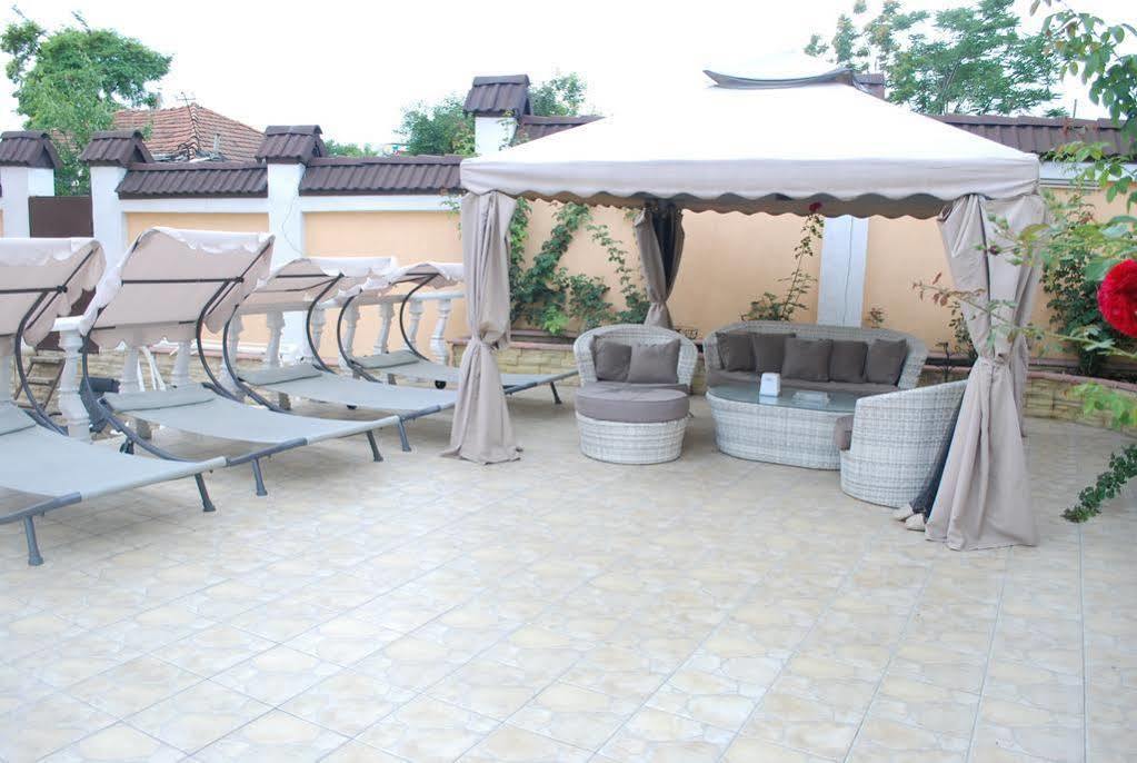Shadow Boutique Hotel & Spa Chisinau Luaran gambar