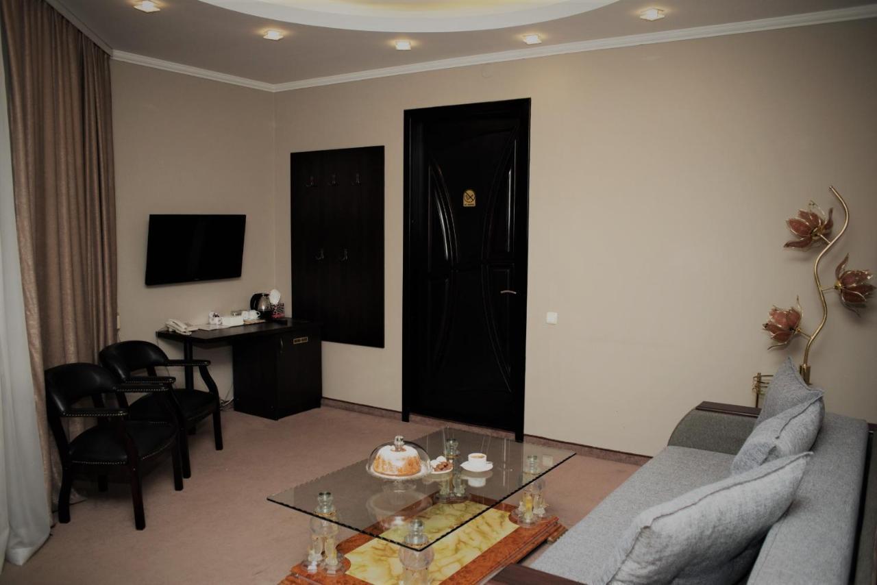 Shadow Boutique Hotel & Spa Chisinau Luaran gambar